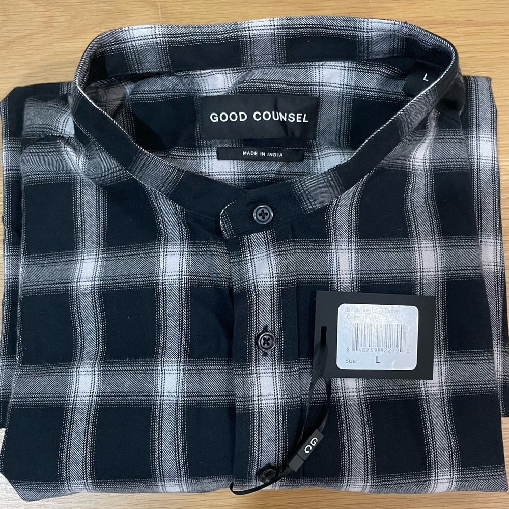Good Counsel *NWT* 100% Cotton Button down. Size L